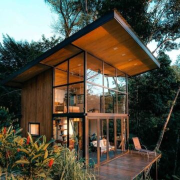 Costa Rica Family: Beaches & House in the Sky – A Wild & Airborne Getaway